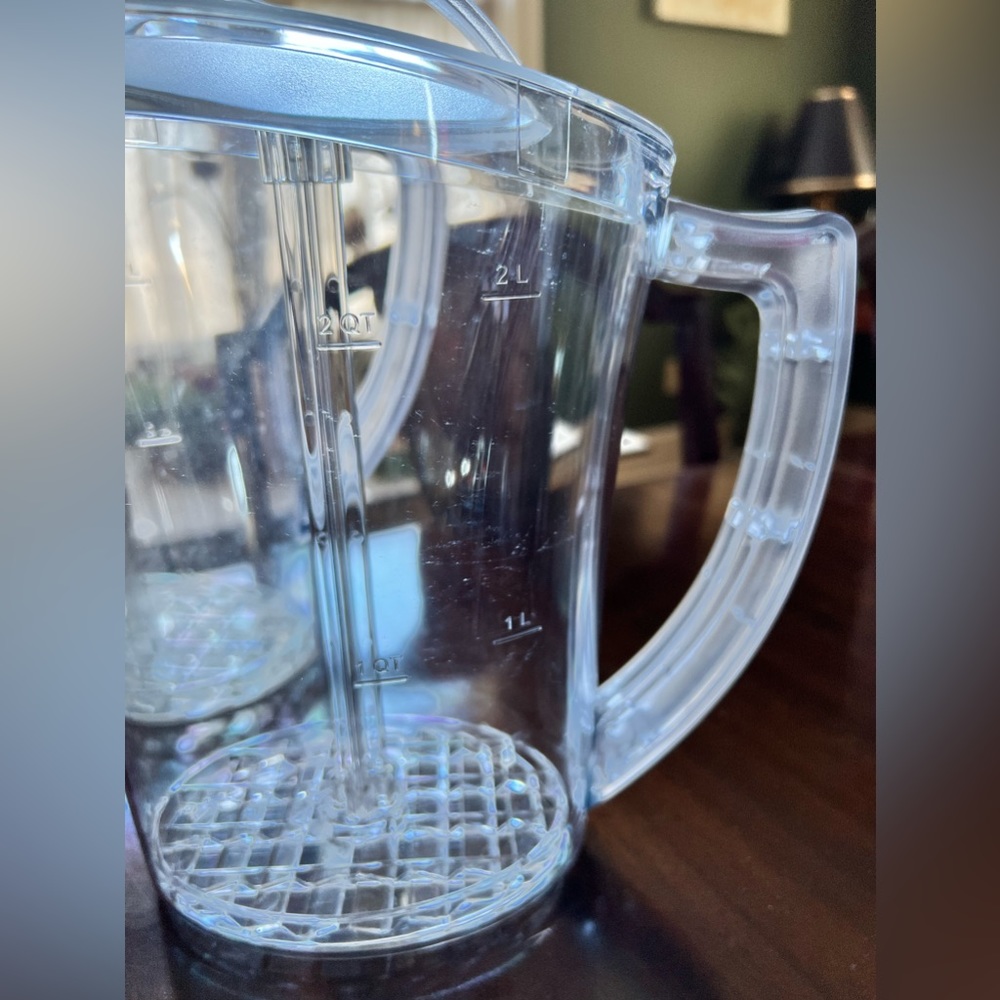 2 Pampered Chef Pitchers